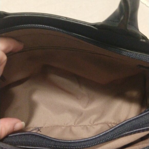 London Fog handbag in Navy Blue - Picture 7 of 16